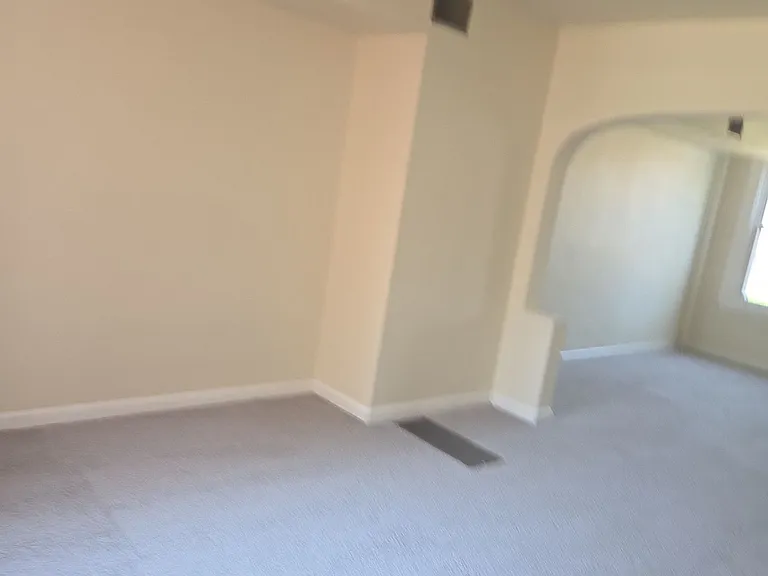 3424 Elmora Ave — Photo 9