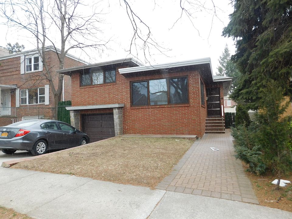 1st image of 6512 Cromwell Cres