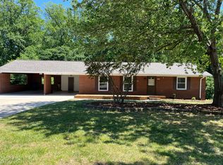 207 Rock Creek Dr, Lincolnton, NC 28092
