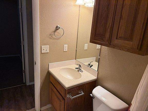 5th image of 604-606 Osage St #Ku2-604