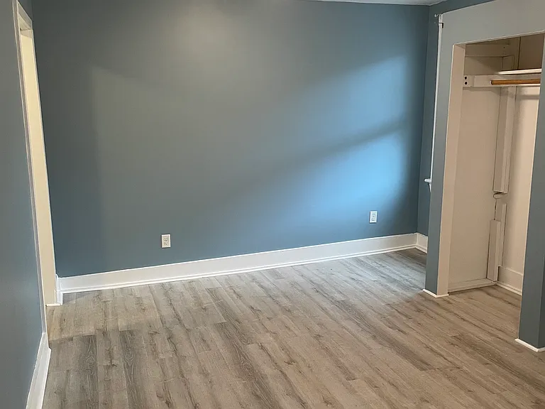 15 S Perry St #3 — Photo 1