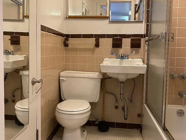 139 Henry St #1 — Photo 8