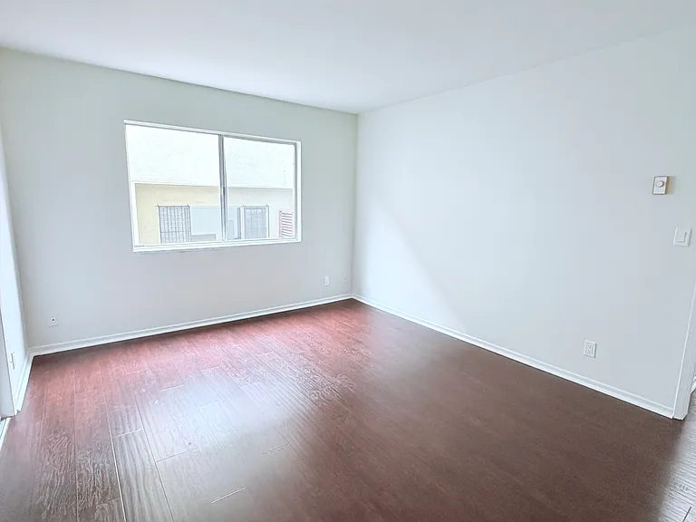 11520 Wyoming Ave #2 — Photo 12