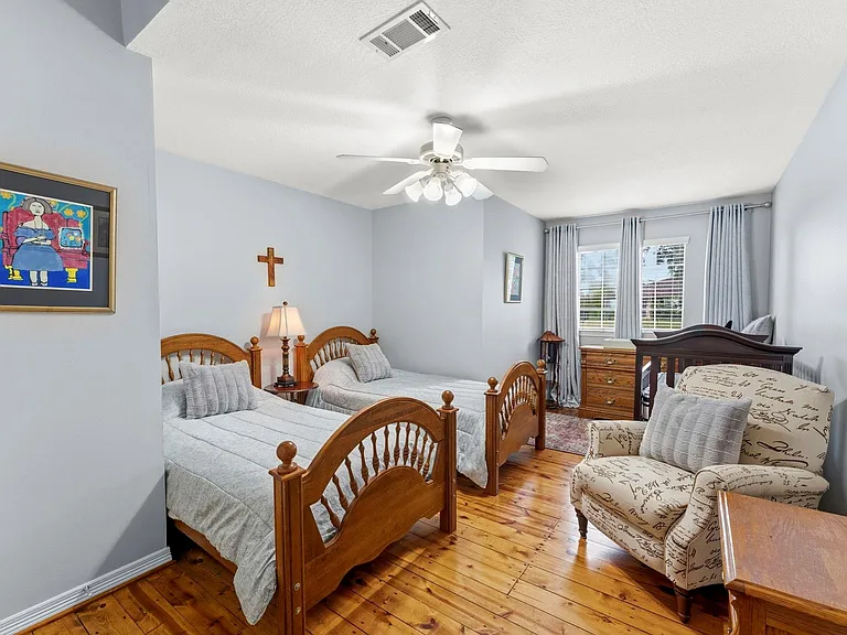 1208 Lake View Dr — Photo 29