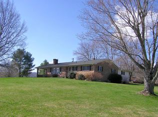 107 Mooreland Blvd, Lexington, VA 24450