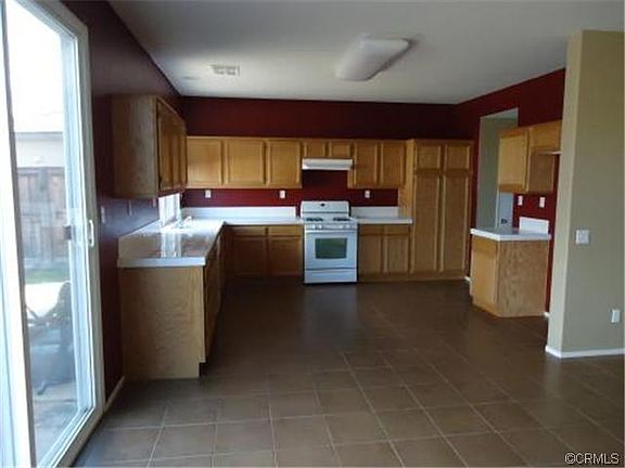 3rd image of 1115 Pardee St