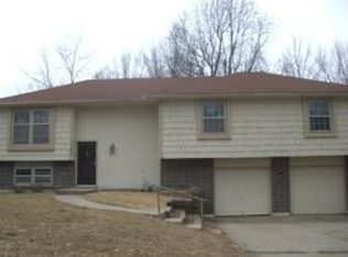 1105 SW 17th St, Blue Springs, MO 64015