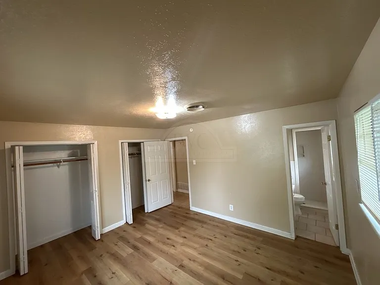 1814 Crestridge Dr — Photo 13