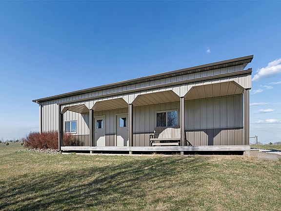 5th image of 2869 Saint Charles Rd
