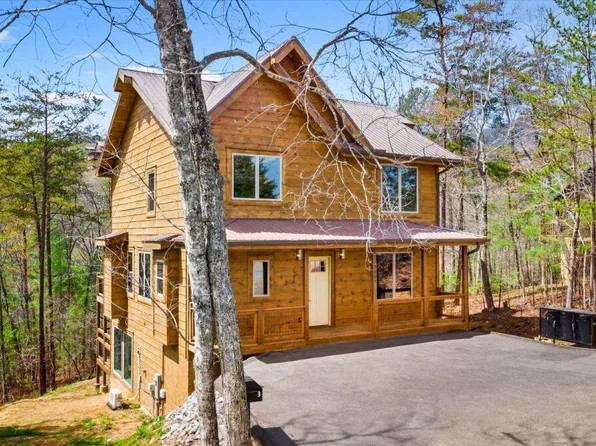 2009 Smoky Cove Rd, Sevierville, TN 37876