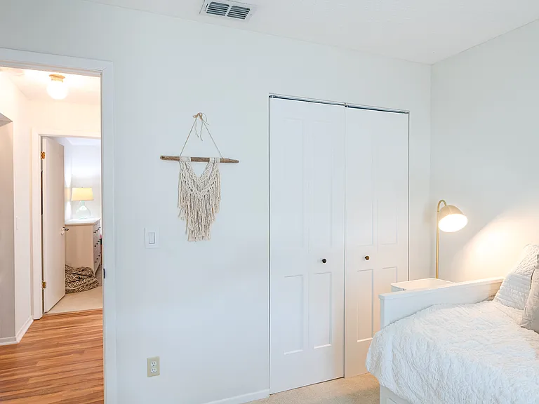 6805 S Gabrielle St — Photo 26
