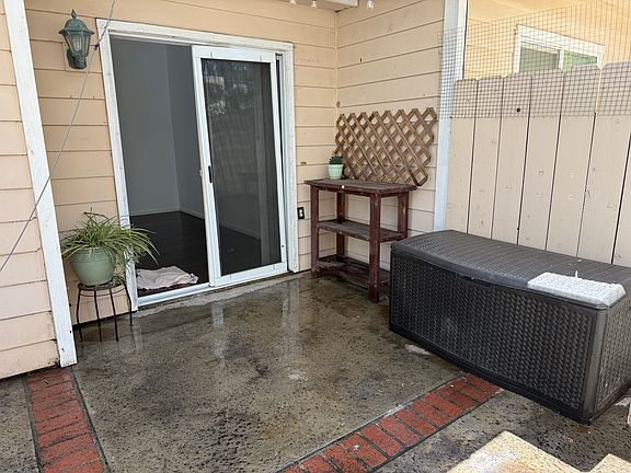 5th image of 2748 Erringer Rd APT 10