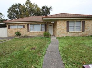 2810 Buffon St, Chalmette, LA 70043