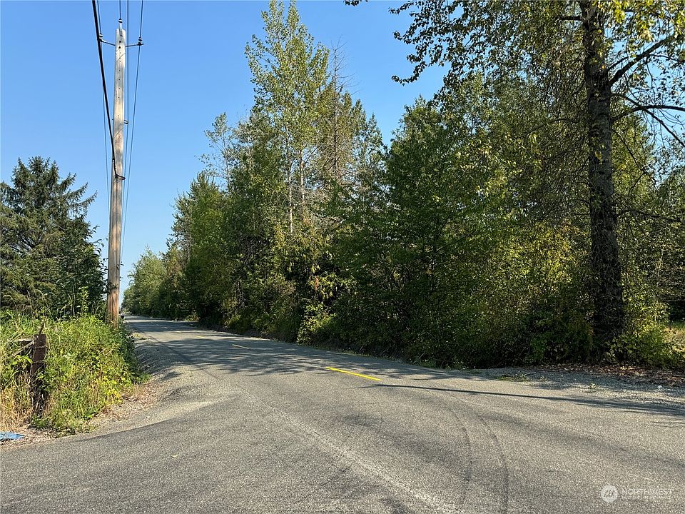 Street view to easement>