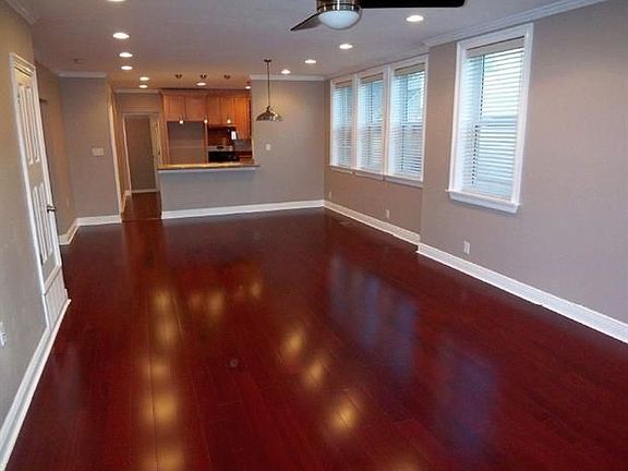 2nd image of 915 Polk St