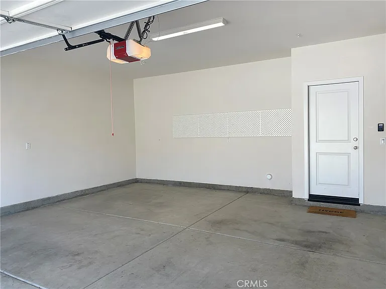 2932 E Silver Sky Dr — Photo 28