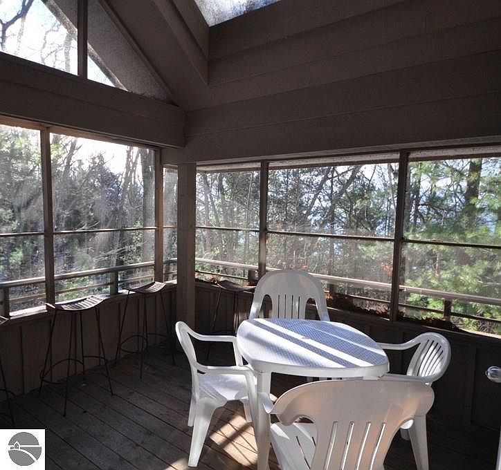 1st image of 49 Hawks Nest