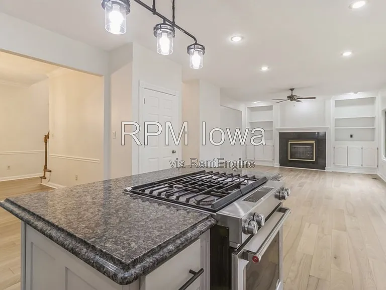 13585 Summit Dr — Photo 11