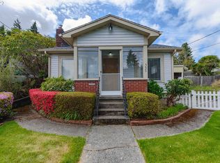537 N 12th St, Coos Bay, OR 97420