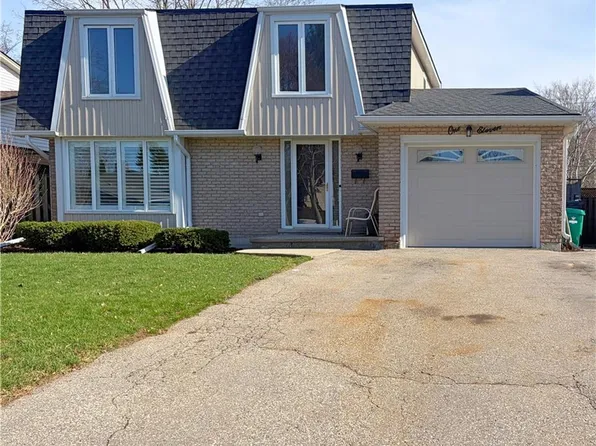 111 Manor Dr, Kitchener, ON N2A 2T9