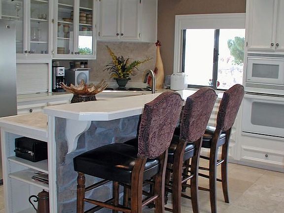 3rd image of 6416 Amposta Dr