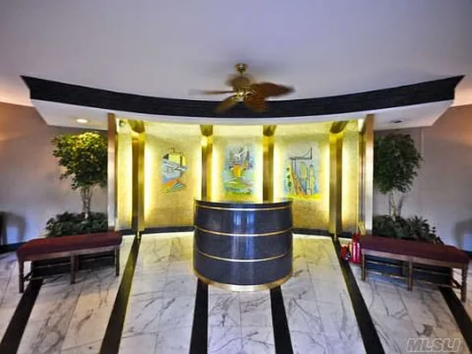 Sold by Keller Williams Realty Landmark II | media 31