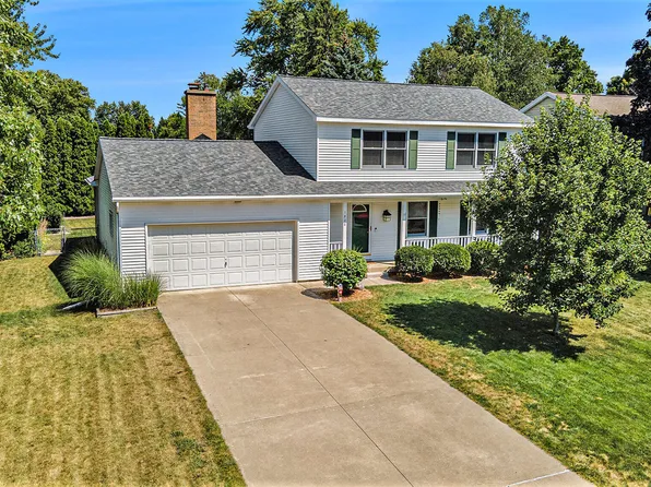 1828 Camille Dr SE, Kentwood, MI 49546