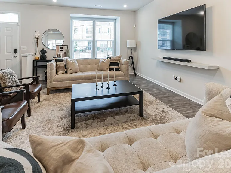 5048 Patton Dr — Photo 12