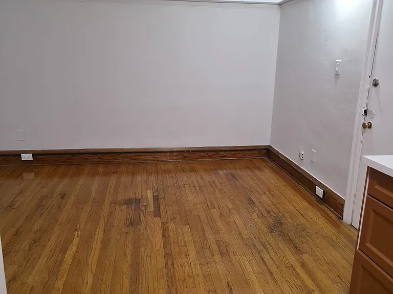 35 Jane St #4 — Photo 5
