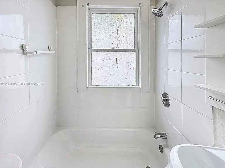 126 Mendoza Ave #7A — Photo 7