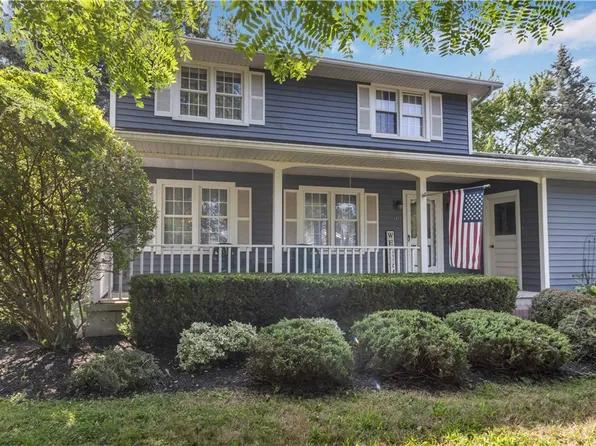 107 Sherwood Dr, Brockport, NY 14420