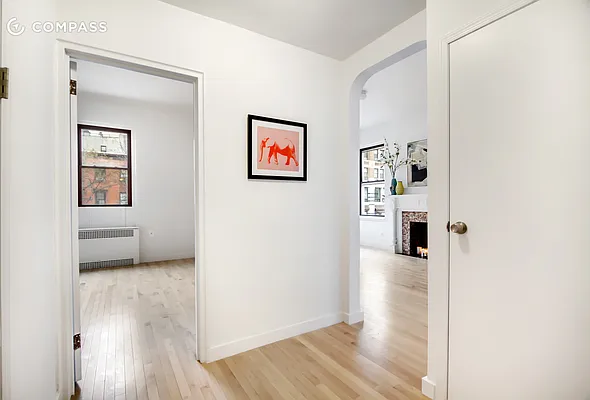 Rented by Compass | media 22