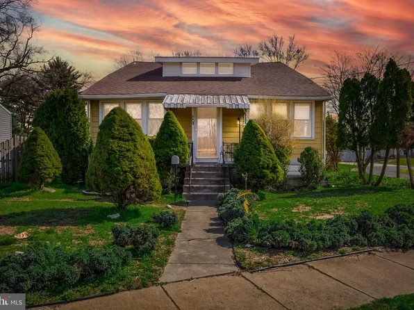 26 River Dr, Delran, NJ 08075