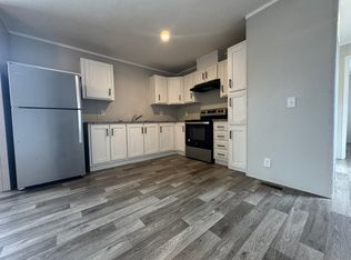 106 Burgundy Ln #106B, Hays, KS 67601