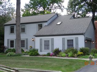 7643 Olde Sturbridge Trl, Clarkston, MI 48348