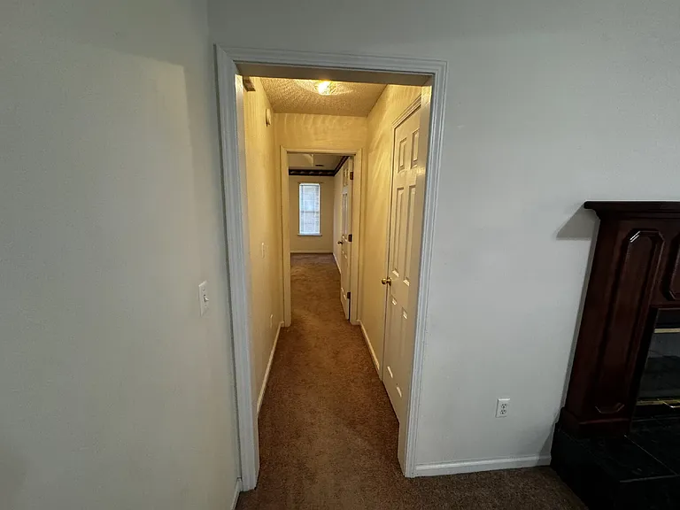 801 Hopeton Ct — Photo 11