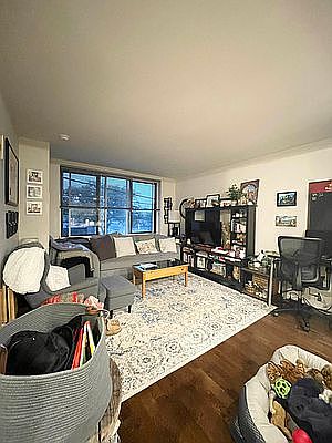 3rd image of 1215 Broadway #4D