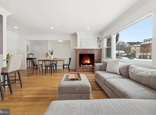 2914 Douglas St, Alexandria, VA 22306