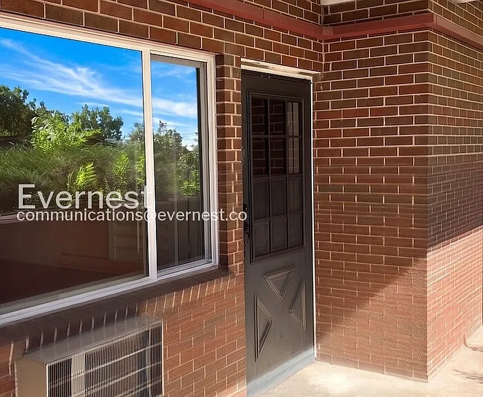 301 Peterson St #106 — Photo 3