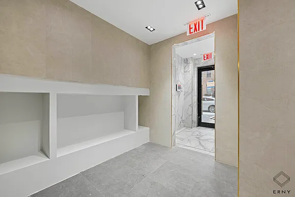 Rented by ERNY LLC | media 14