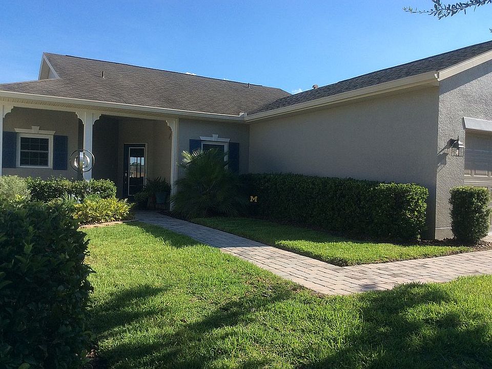 1st image of 555 Portofino Dr