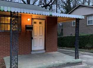 1514 Hooks St, Greensboro, NC 27401