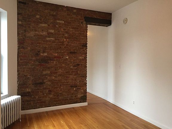 4th image of 126 Saint Marks Pl APT 21