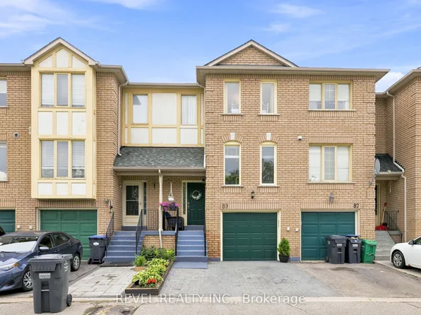 2 Sir Lou Dr #89, Brampton, ON L6Y 5A8