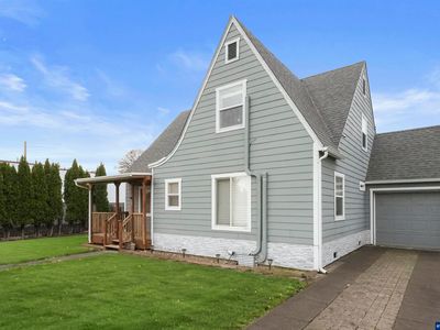 35 S Main St, Lebanon, OR, 97355