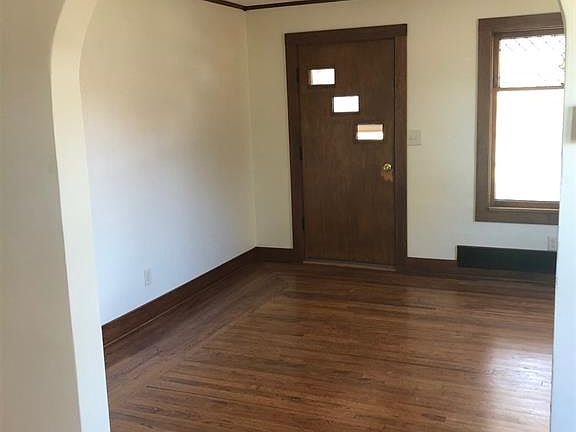 5th image of 125 Lagrange St