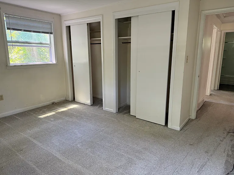 218 Tareyton Dr #1 — Photo 13
