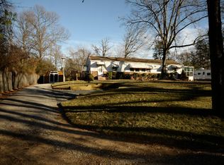 7601 Delmore Rd, Severn, MD 21144