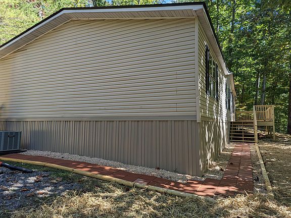 4th image of 240 Tobby Hollow Ln