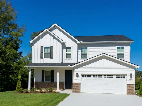 1564 Oak Springs Dr, Columbia, TN 38401